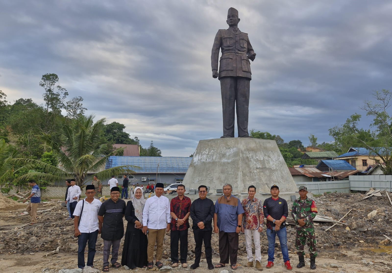 Wabup Kukar, Rendi Solihin beserta jajarannya. (Istimewa)