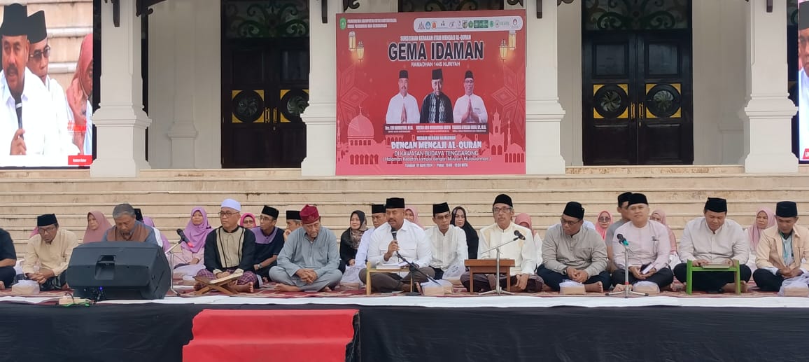 Bupati Kukar, Edi Damansyah beserta jajarannya dalam acara Gema Idaman. (Dialogis)