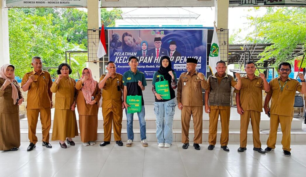 foto bersama pada saat usai kegiatan pelatihan kecakapan hidup 2024 (istimewa).