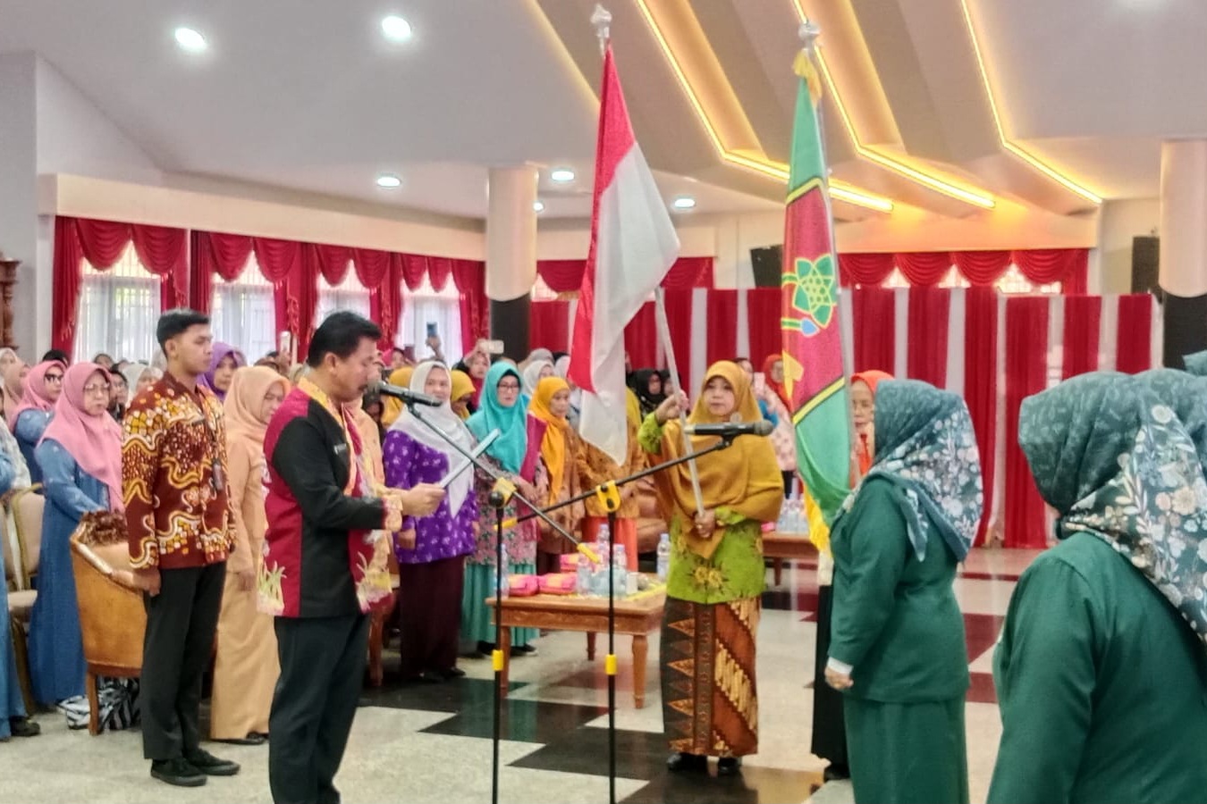 Pelantikan GOW 2025-2030 oleh Sekda Kukar, Sunggono. (Istimewa)