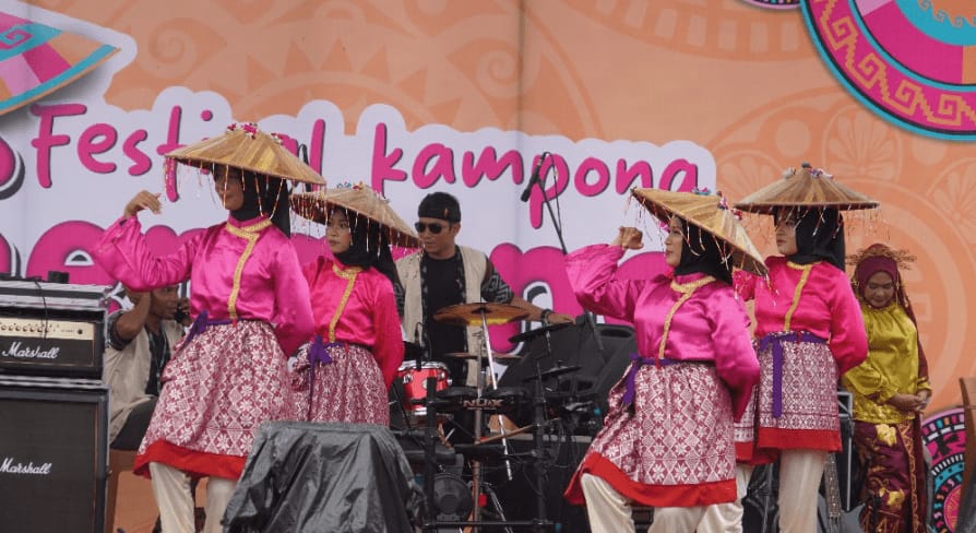 Festival Kampong Seraong Desa Jembayan Tengah. (Istimewa)