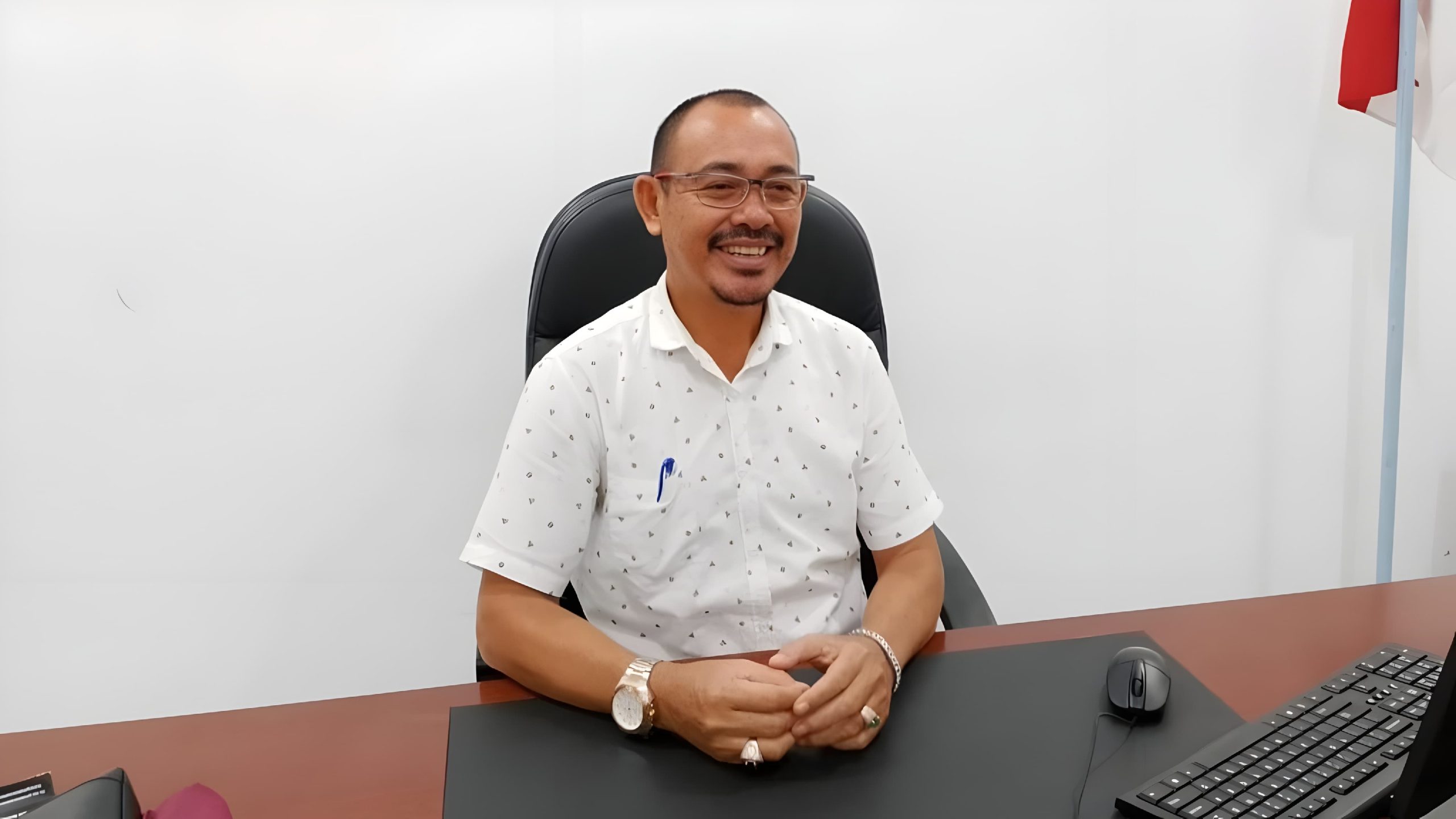 Kepala Desa Teluk Dalam, Supian.