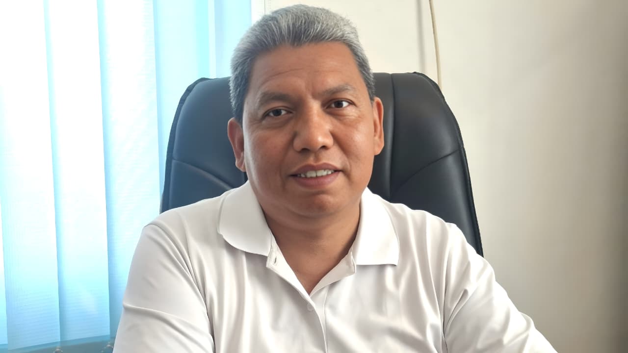 Kepala Desa Loa Lepu, Sumali.