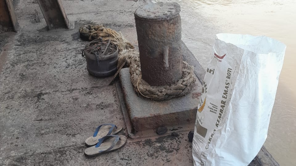 Barang Bukti yang tertinggal di atas ponton. (Foto: Istimewa)