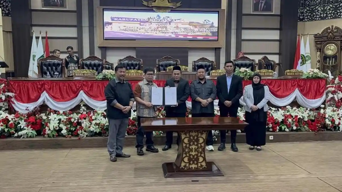 Rapat Paripurna ke-29 Masa Sidang I DPRD Kutai Kartanegara.
