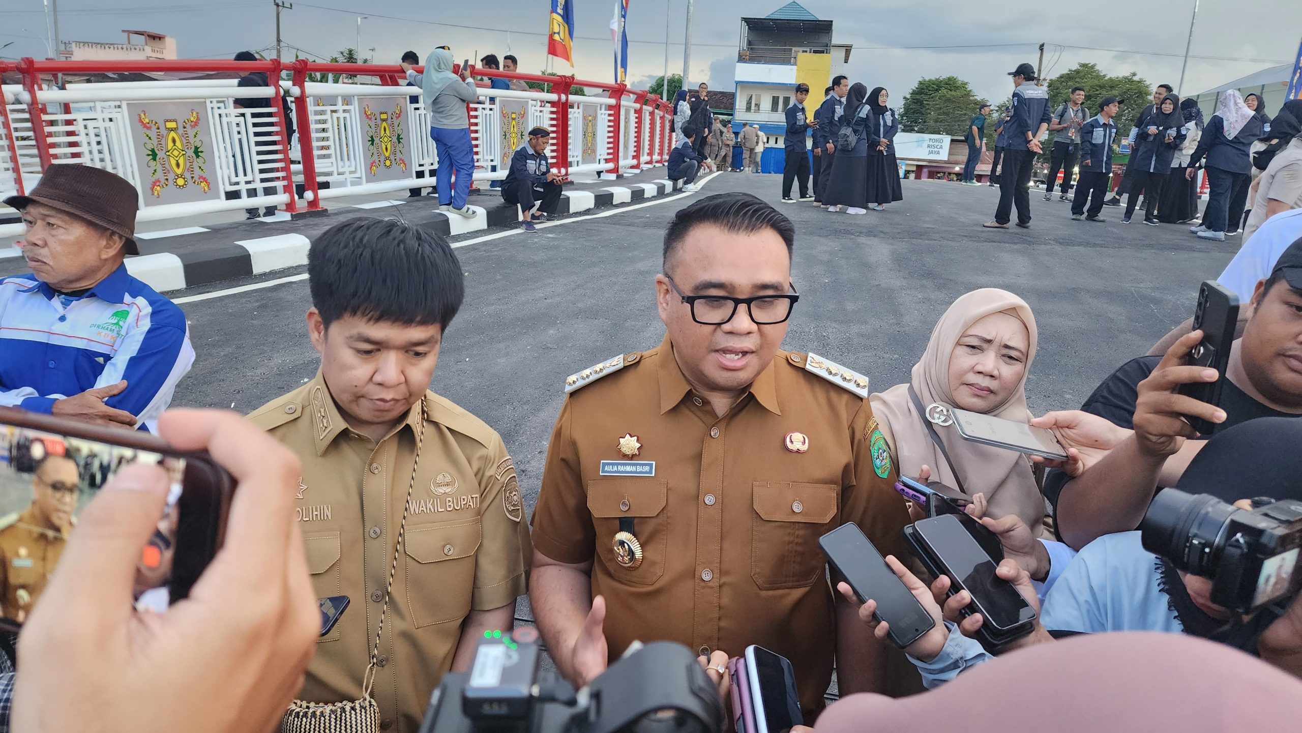 Bupati Kukar Aulia Rahman dan Wakil Bupati Kukar Rendi Solihin.
