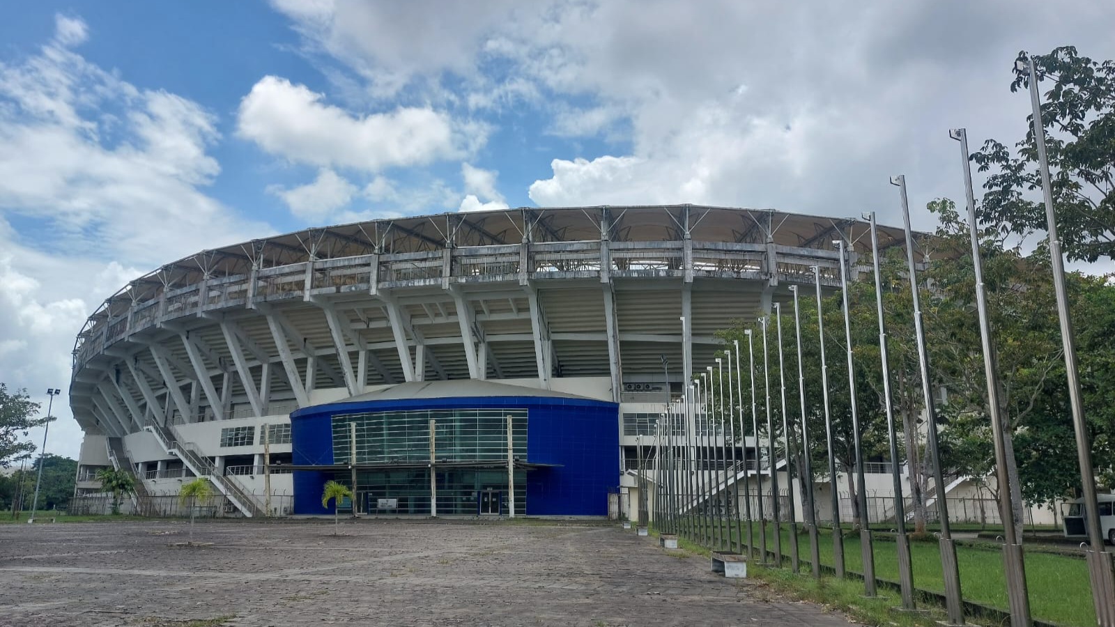 Stadion Aji Imbut.